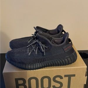 Yeezy Boost 350 V2